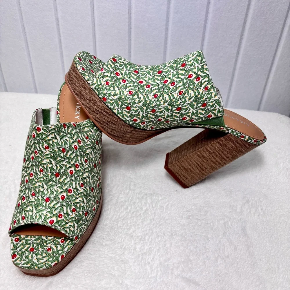NWT Lisa Vicky Joy Green Botanical Print Platform Mule Clog Heels Size 9